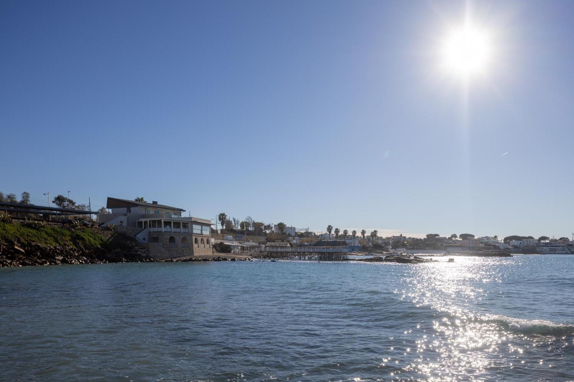 Le Suites Sul Mare Di Esterina Civitavecchia Extérieur photo